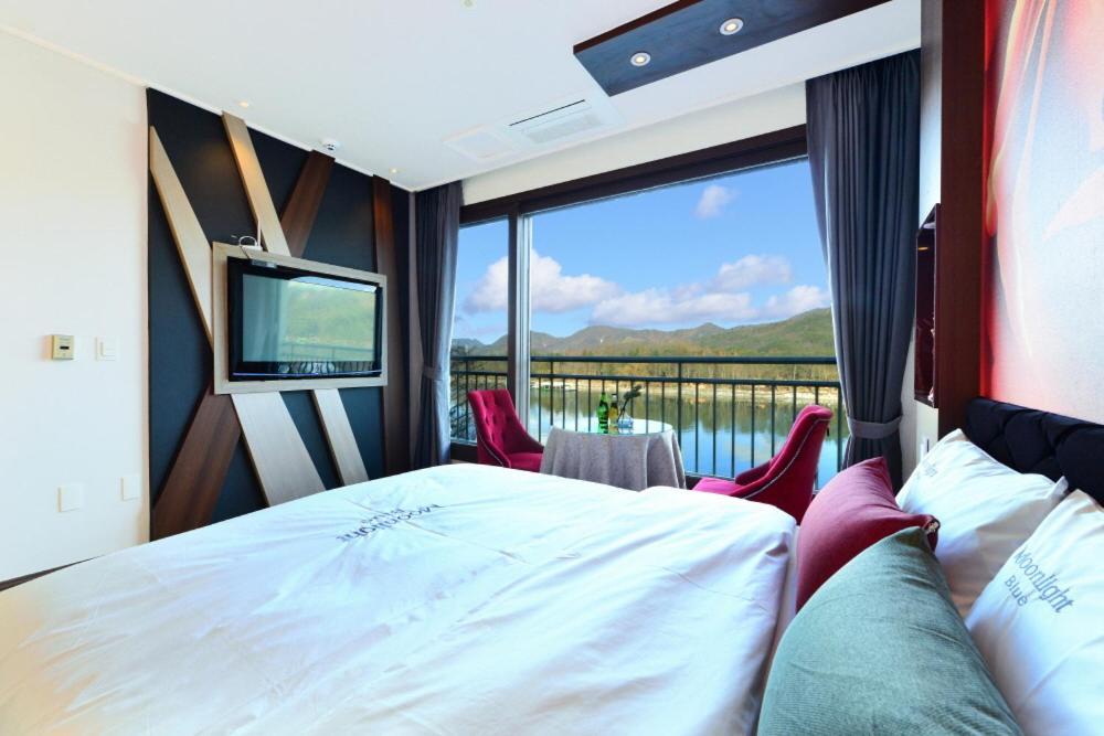 Moonlight Blue Pension Gapyeong Exterior foto